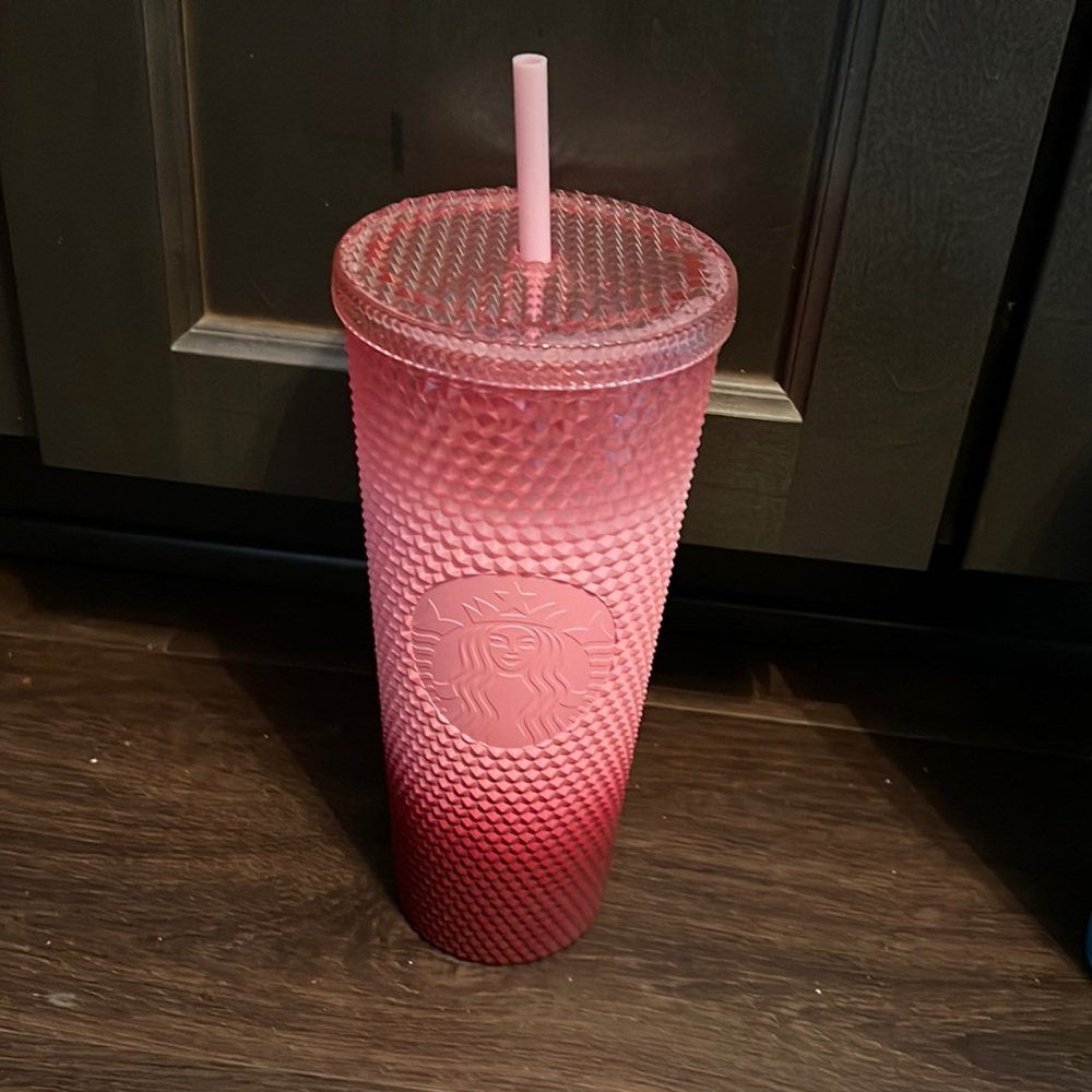 Ombré pink Starbucks cup
